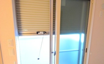 シャッター雨戸