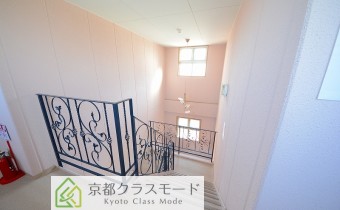 共用階段