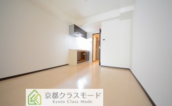 白ベースの明るくゆったりとしたリビング♪