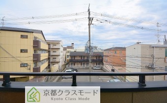 バルコニーから