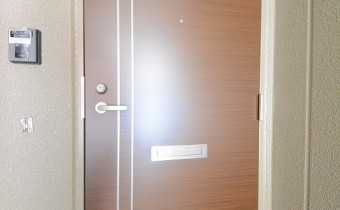 玄関ドア