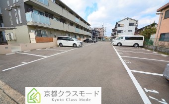 敷地内ガレージ