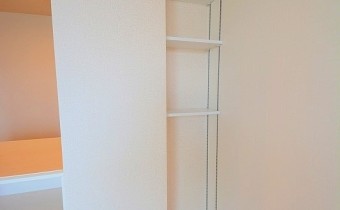 カウンター横収納スペース