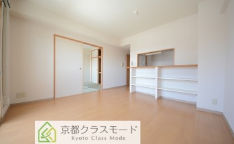 カウンター収納がある魅力なLDK11帖♪
