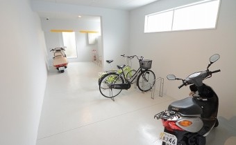 バイク置場