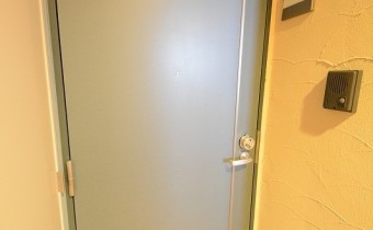 玄関ドア※モデルルームの写真です