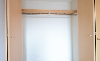 洋室5.5帖　クローゼット
