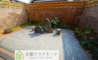 マンションロビーからの景色
