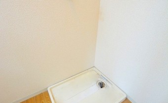 ※室内写真は同建物内・別タイプの参考画像となります。