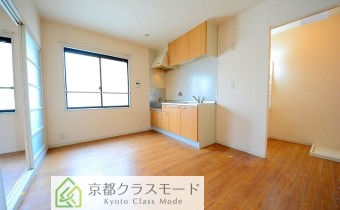 ※室内写真は同建物内・別タイプの参考画像となります。