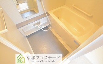 バスルーム　※写真は反転タイプです。