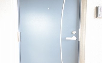 玄関ドア
