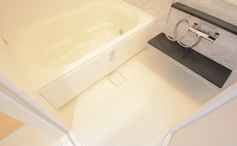 バスルーム　※室内写真は2LDKタイプのものです。