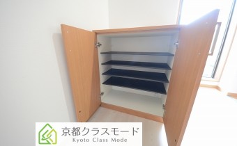 シューズボックス