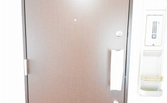 玄関ドア