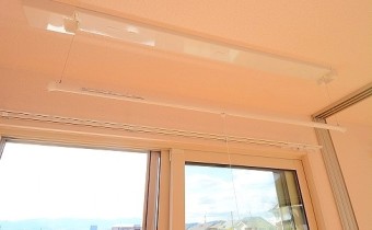 室内物干機