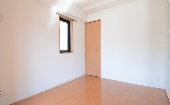 洋室6.9帖