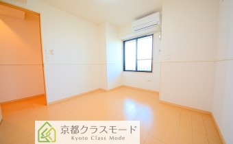 洋室5.6帖・別アングル