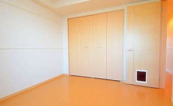 洋室5.6帖・別アングル