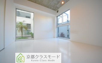 洋室6.8帖