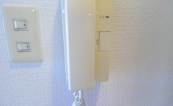 インターホン