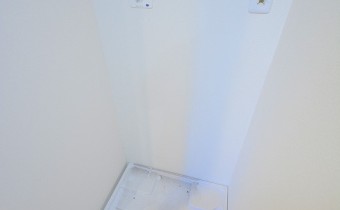 ※室内写真は同マンション内の別タイプのものです。