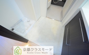 脱衣所　※室内写真は同マンション内の別タイプのものです。