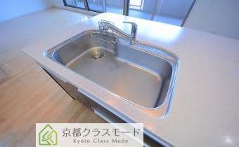 ※室内写真は同マンション内の別タイプのものです。