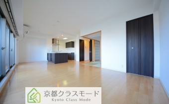 ※室内写真は同マンション内の別タイプのものです。