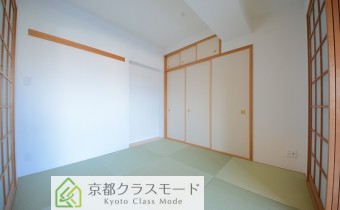 ※室内写真は同マンション内の別タイプのものです。
