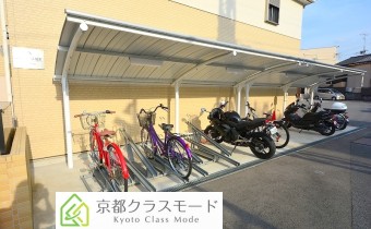 駐輪場　中型バイクもご相談可能！