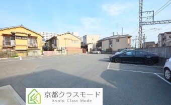 敷地内ガレージ