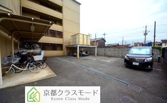 駐輪場・敷地内ガレージ
