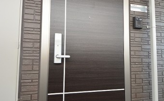 玄関ドア
