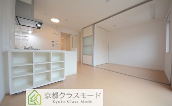 カウンター付きのお洒落なリビング♪人気の間取りです！