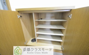 シューズボックス