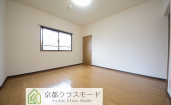 洋室7.4帖