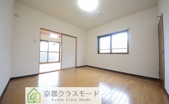 洋室7.4帖　別アングル