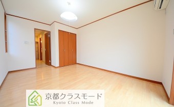 Room8.3