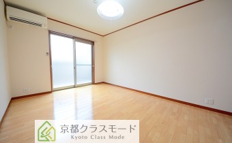 Room8.3