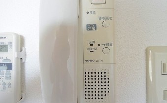 インターホン