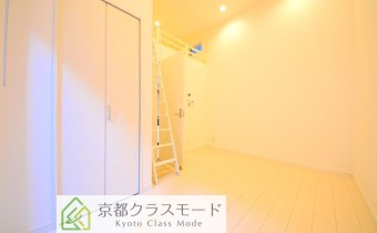 洋室5.7帖　別アングル