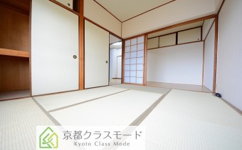和室6帖　南向きの明るい室内♪