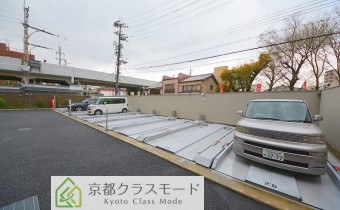 敷地内ガレージ