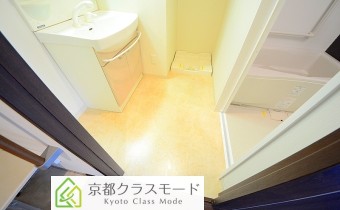 脱衣洗面室