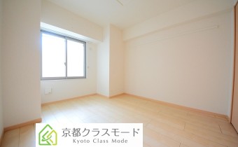 Room6