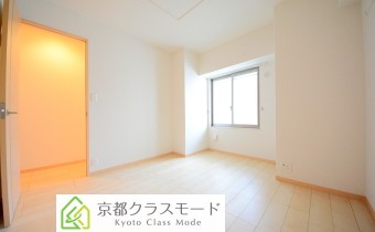 Room6