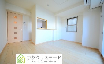 カウンターキッチンがありおしゃれなLDK10.4帖♪