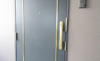 玄関ドア