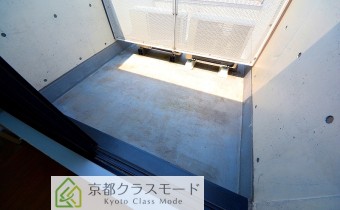 2階廊下横のバルコニー